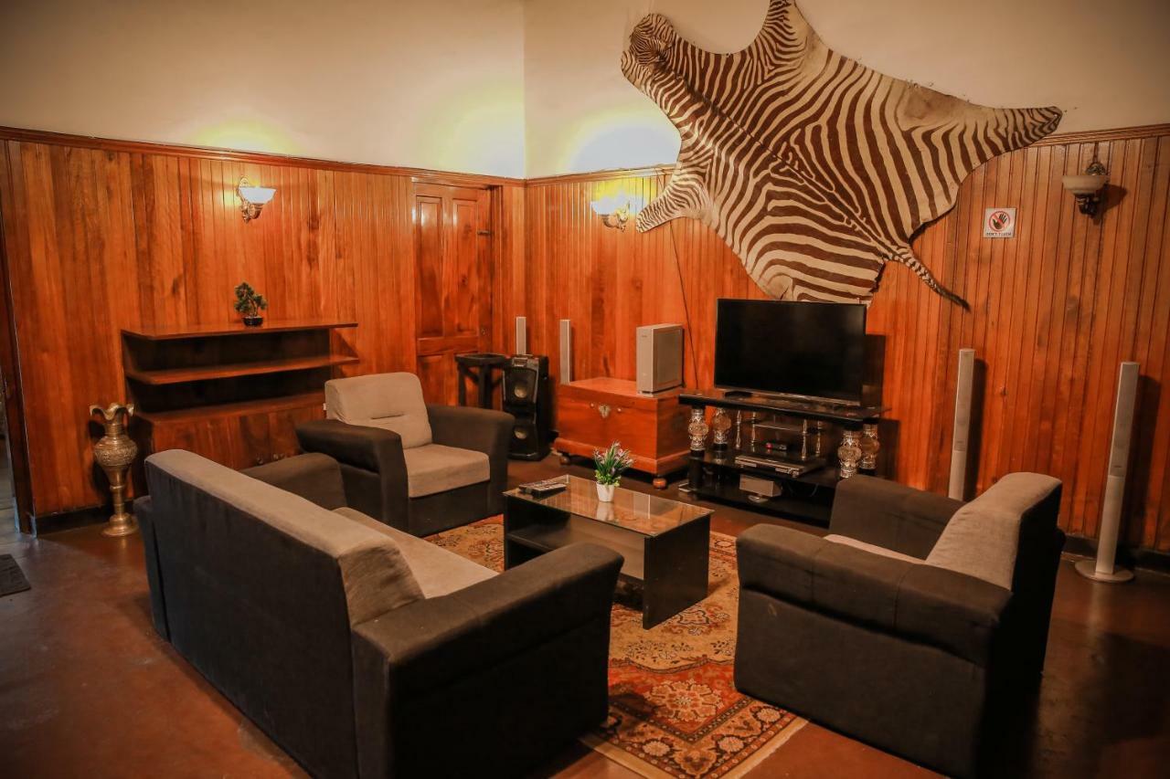 Blandford Bungalow Нувара-Элия Экстерьер фото